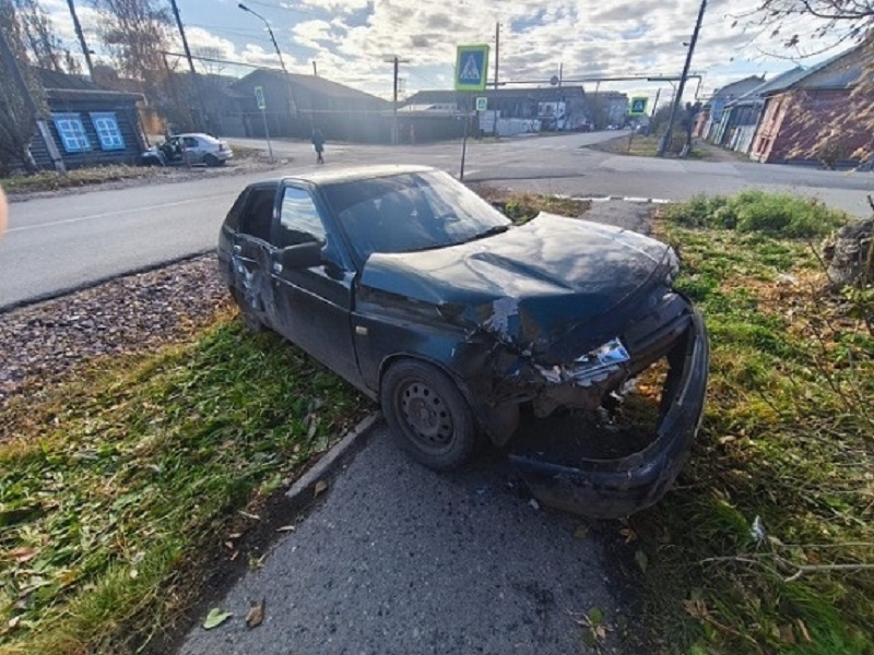 В Шадринске в дорожно-транспортном происшествии пострадали пять участников движения, в том числе трое несовершеннолетних.