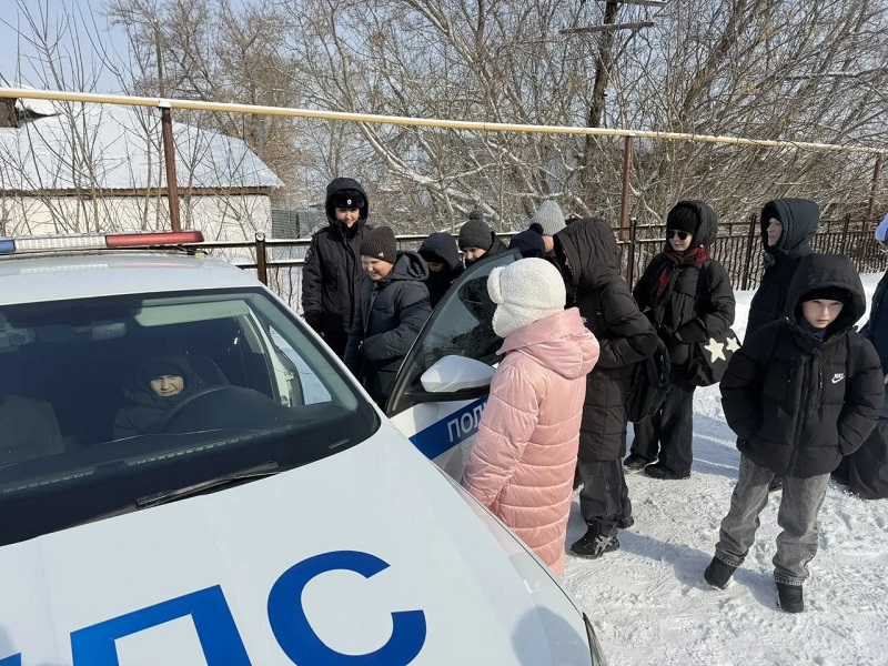 В Варгашинском округе сотрудники Госавтоинспекции провели для школьников урок безопасности.